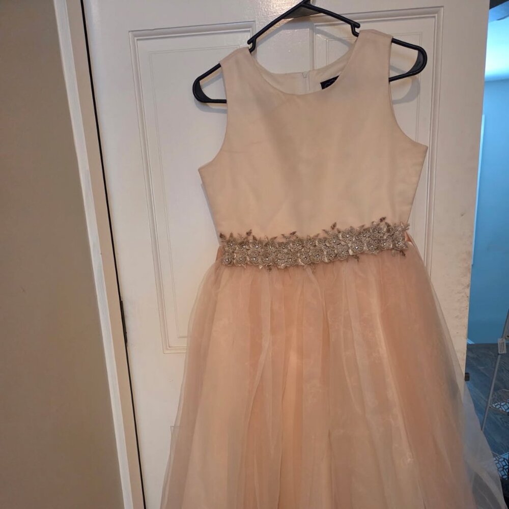 CHANTILLY PLACE  SIZE 16 FORMAL DRESS CHAMPAGNE